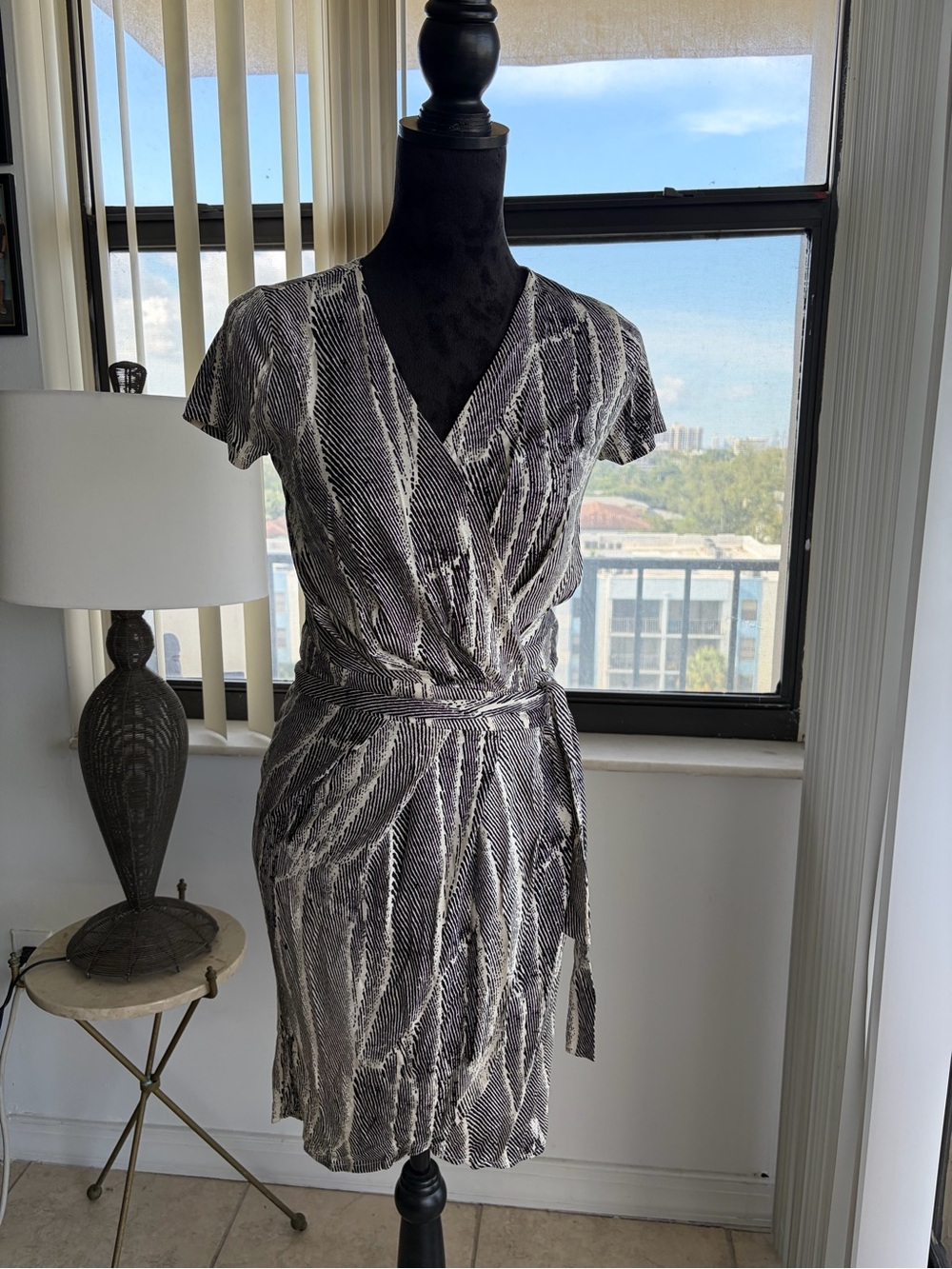 NWT Black and Cream V-Neck Wrap Dress Size S